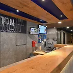 Ibis Budget Lo 2*