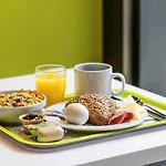 Ibis Budget Lo Hotell Saint-Lo
