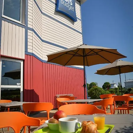 Hotel Ibis Budget Lô 2*