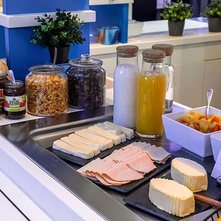 Hotel Ibis Budget Lo 2*