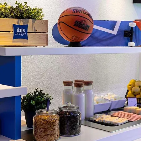 Hotel Ibis Budget Lo