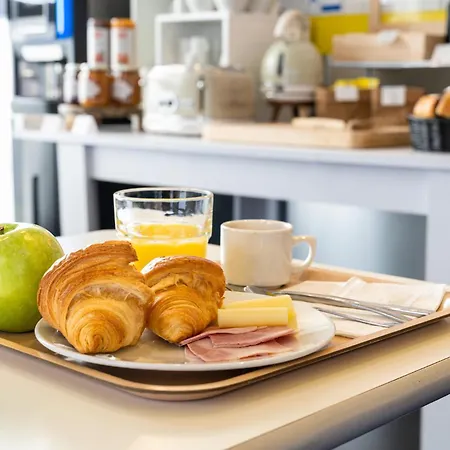 Hotel Ibis Budget Lô 2*