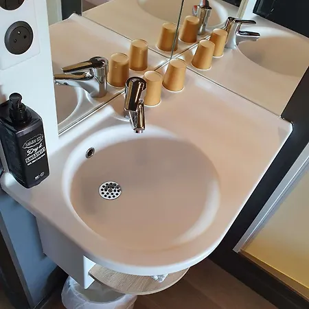 Ibis Budget Lô Hotel 2*