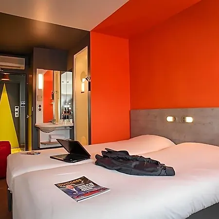 Ibis Budget Lo 2*