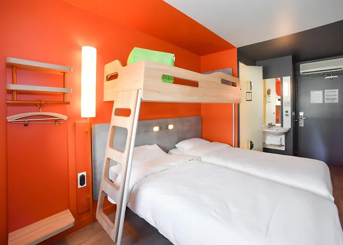 Ibis Budget Lo Hotell 2*