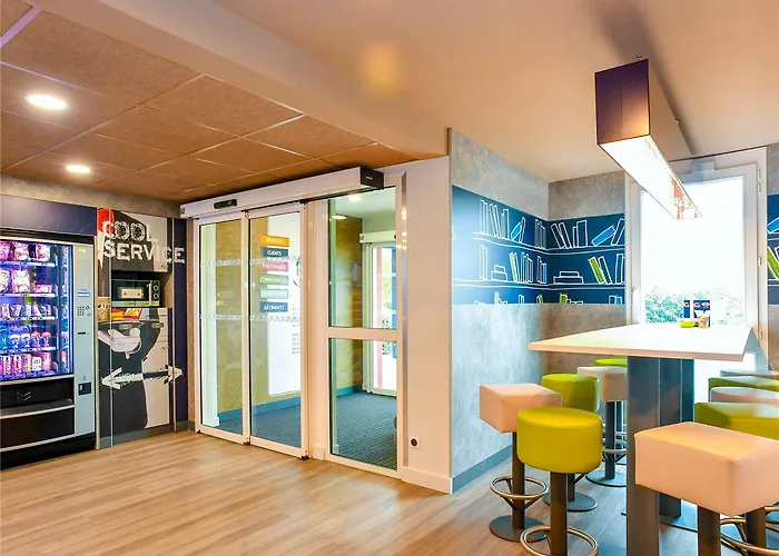 Hotel Ibis Budget Lo 2*