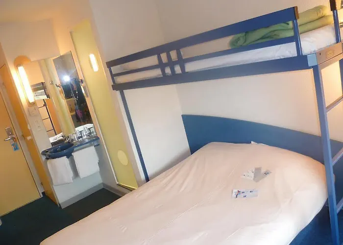 Hotel Ibis Budget Lô