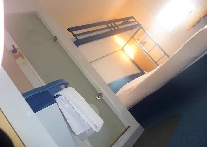 Hotel Ibis Budget Lô 2*